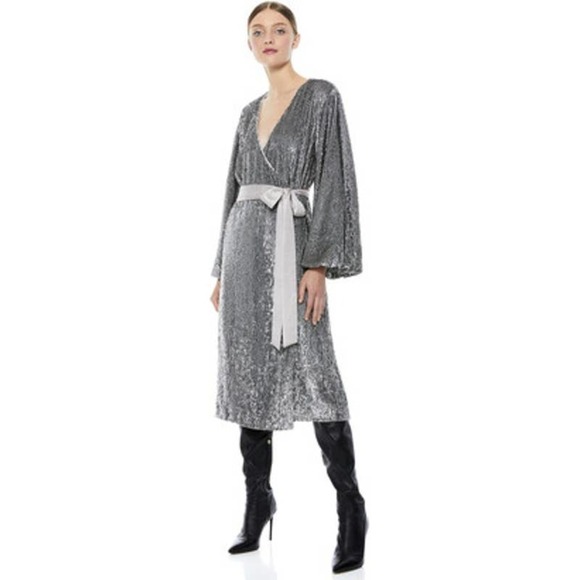 New York Alice + Olivia Silver Sequin Wrap Midi Dress Size 8 - Picture 5 of 12